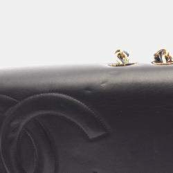 Pre Owned حقيبة كتف شانيل ماتلاس كبيرة علامة كوكو من جلد الحمل أسود