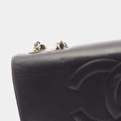 Pre Owned حقيبة كتف شانيل ماتلاس كبيرة علامة كوكو من جلد الحمل أسود