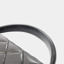 مملوكة مسبقًا Chanel Matelasse Top Handle Handbag In Lambskin Leather Black
