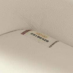 مملوكة مسبقًا Chanel Mini Matelasse 20 Shoulder Bag Leather White Multicolor