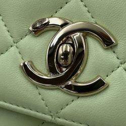 Pre Owned Chanel Coco Mark Matelasse Trendy Cc Lambskin Handbag