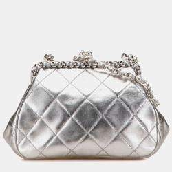 Pre Owned Chanel Matelasse Coco Mark Clasp Chain Shoulder Bag In Silver Lambskin