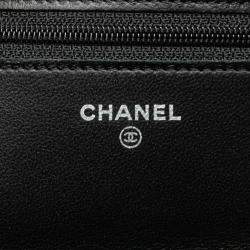 Pre Owned محفظة شانيل كروس بودي سلسلة كتف بشعار كو كو في جلد حمل أسود مطرز ماتلاسيه