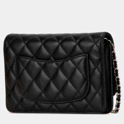 Pre Owned محفظة شانيل كروس بودي سلسلة كتف بشعار كو كو في جلد حمل أسود مطرز ماتلاسيه