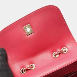 مملوكة مسبقًا Chanel Matelasse Shoulder Bag In Lambskin Leather Pink