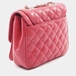 مملوكة مسبقًا Chanel Matelasse Shoulder Bag In Lambskin Leather Pink