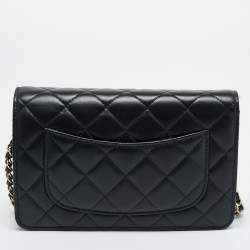 Pre Owned Chanel CC Pearl Black Quilted Leather Wallet On Chain