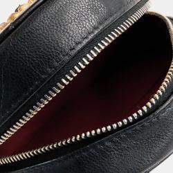 Pre Owned حقيبة شانييل كلتش دائري جلد الغنم مبطن أسود مع حزام