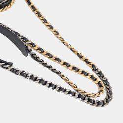 Pre Owned حقيبة شانييل كلتش دائري جلد الغنم مبطن أسود مع حزام