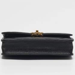 مملوكة مسبقًا Chanel 19 Black Quilted Leather Wallet On Chain