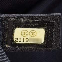 Pre Owned Chanel Boy Medium Dark Blue Quilted Leather Flap Bag