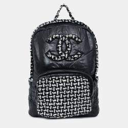 مملوكة مسبقًا Chanel 2020 Black Nylon/Tweed Backpack