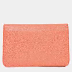 مملوكة مسبقًا محفظة شانيل 2012-13 جلد كافيار مرجانية CC خالدة على سلسلة