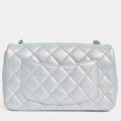 Pre Owned حقيبة شانيل 2024 زرقاء لامعة جلد حمل صغيرة مستطيلة بغطاء