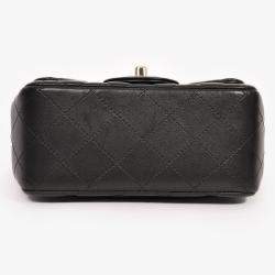 مملوكة مسبقًا Chanel 2019 Black Lambskin Mini Square Flap Crossbody SHW