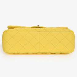 مملوكة مسبقًا حقيبة كتف شانيل 2011-12 جلد حمل باللون الأصفر كبير مزدوجة الغطاء