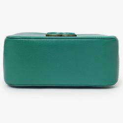 Pre Owned حقيبة الفانيتي من شانيل كوكو كورف جلد أخضر صغيرة 2016-17