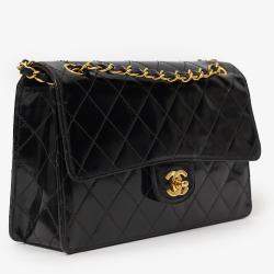 Pre Owned حقيبة شانيل سوداء 1996-97 بجلد براءة اختراع CC مبطنة بغطاء