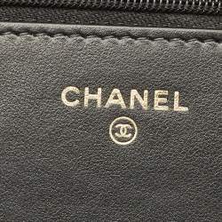 مملوكة مسبقًا Chanel Pocket Twins Black Caviar Quilted Leather Wallet On Chain