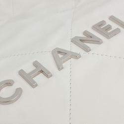 مملوكة مسبقًا حقيبة شانيل جلد أبيض 22 35