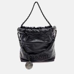 مملوكة مسبقًا Chanel Black Leather 22 Bag Mini