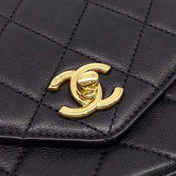 مملوكة مسبقًا حقيبة حزام شانيل جلد سوداء