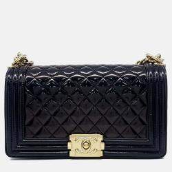 مملوكة مسبقًا Chanel Black Leather Boy Bag Medium