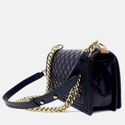 مملوكة مسبقًا Chanel Black Leather Boy Bag Medium