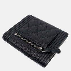 Pre Owned Chanel Black Leather Caviar Boy Bifold Wallet