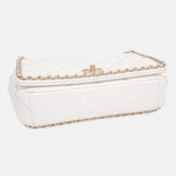 Pre Owned حقيبة كتف سلسلة كافيار من الجلد الأبيض شانيل