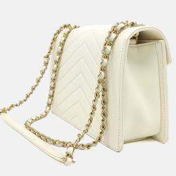 Pre Owned Chanel Cream Leather Chevron Chain Shoulder Bag
