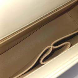 Pre Owned Chanel Cream Leather Chevron Chain Shoulder Bag