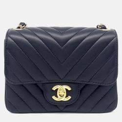 Pre Owned حقيبة صغيرة شانيال جلد أسود شيفرون كروس بودي