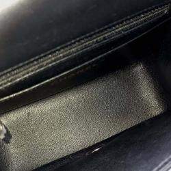 Pre Owned حقيبة صغيرة شانيال جلد أسود شيفرون كروس بودي