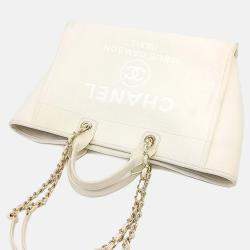 Pre Owned حقيبة يد وكتف شانيل كبير كريم قماش Deauville