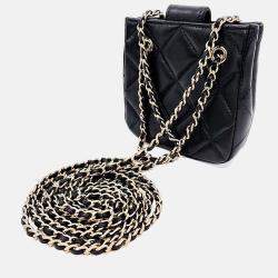 مملوكة مسبقًا حقيبة كروس بودي شانيل للتسوق صغيرة جلد أسود