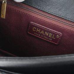 مملوكة مسبقًا Chanel Black Calfskin Shoulder Bag