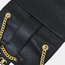 مملوكة مسبقًا Chanel Black Calfskin Shoulder Bag