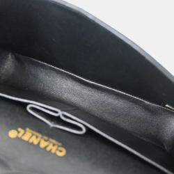 مملوكة مسبقًا حقيبة كتف شانيل أيقونية قماشية زرقاء وسط قلاب مزدوج كلاسيكية