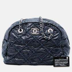 مملوكة مسبقًا حقيبة بولينغ شانيل زرقاء مكسرة جلد عجل مبطن بخياطة فائقة