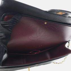 Pre Owned حقيبة كتف جلد أسود شانيل كافيار كلاسيكية ذات اللوحين كبيرة