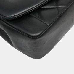 مملوكة مسبقًا Chanel Coco Mark Matelasse 25 Diana Chain Shoulder Bag  Black Lambskin