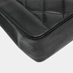 مملوكة مسبقًا Chanel Coco Mark Matelasse 25 Diana Chain Shoulder Bag  Black Lambskin