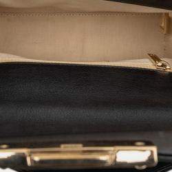 مملوكة مسبقًا حقيبة شانيل كليك كبسة الغلاف شعار جلد العجل محبب مبطنة سوداء صغيرة