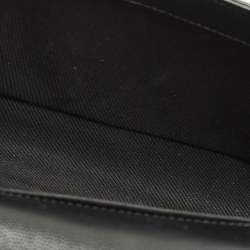 مملوكة مسبقًا Chanel Boy Medium Black Quilted Caviar Leather Flap Bag