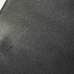 مملوكة مسبقًا Chanel Boy Medium Black Quilted Caviar Leather Flap Bag