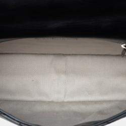 Pre Owned حقيبة شانيل سوداء بشعار كوكو ومبطنة من جلد العجل المعتق بموديل إصدار 2.55 رف رف واحد بحجم 227