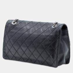 Pre Owned حقيبة شانيل سوداء بشعار كوكو ومبطنة من جلد العجل المعتق بموديل إصدار 2.55 رف رف واحد بحجم 227