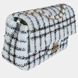 مملوكة مسبقًا حقيبة شانيل شاميل أزرق أبيض تويد صغيرة مستطيلة رفرف مبطنة