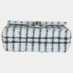 مملوكة مسبقًا حقيبة شانيل شاميل أزرق أبيض تويد صغيرة مستطيلة رفرف مبطنة